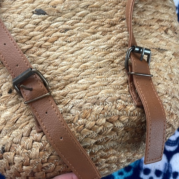 The Shorebreak Picnic Cooler Bag/Backpack– XIX Palms, Beachly Exclusive NWT - Picture 9 of 11